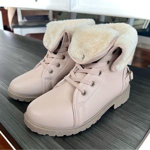 Olivia Miller Girl Cream Beige Boots Lace Up Faux Fur Lined Heeled Kids Shoes